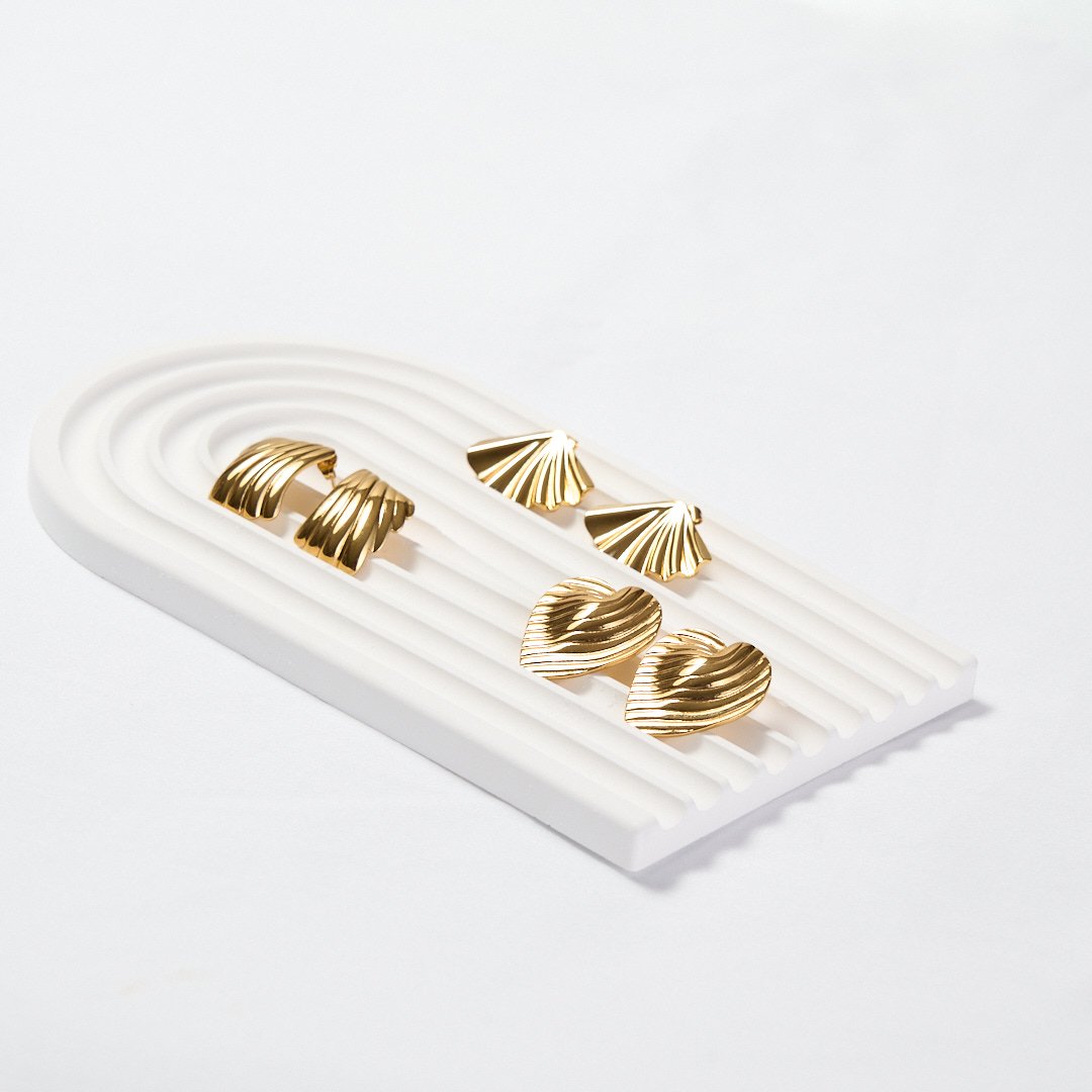 Statement Heart Stud
