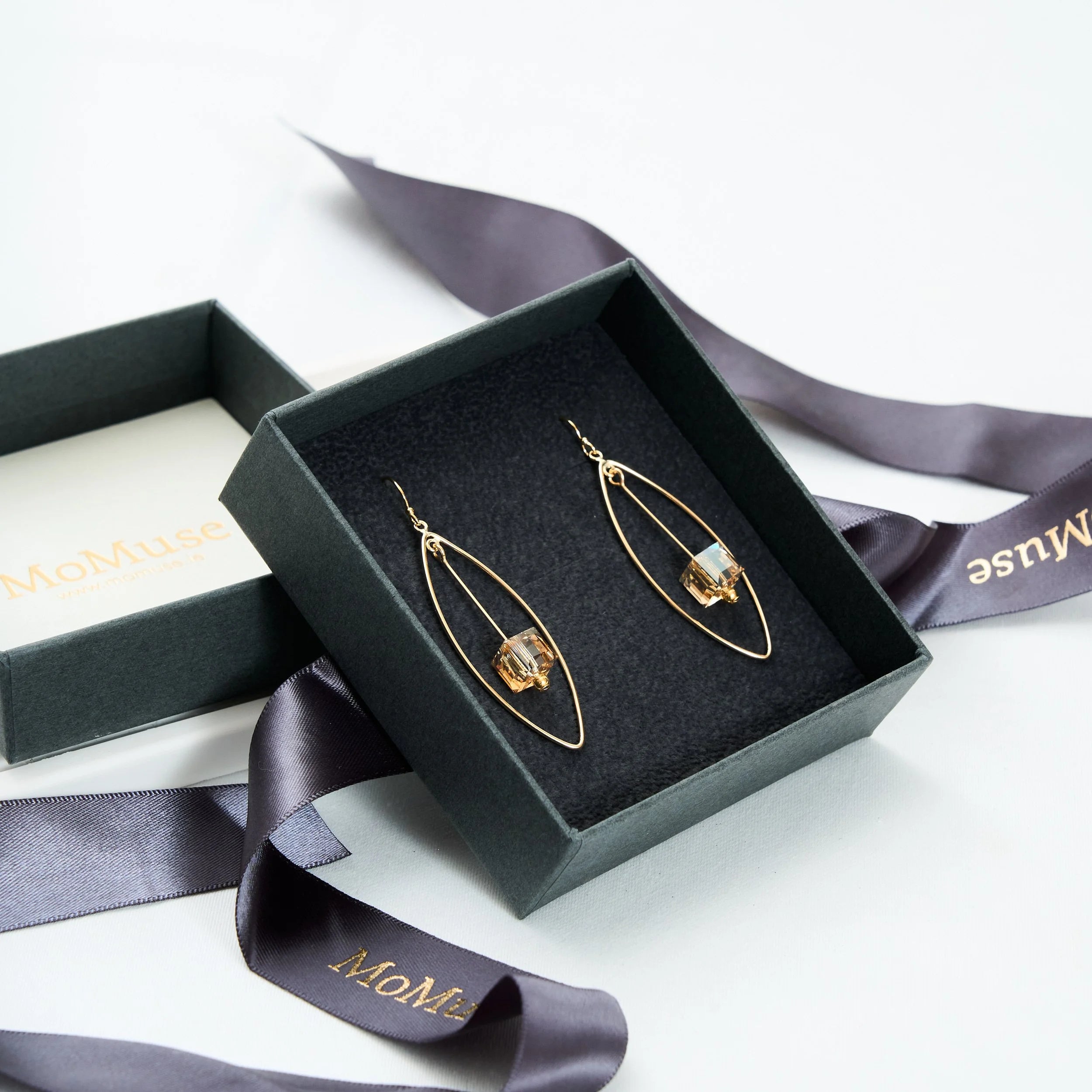 Golden Shadow Cube Oval Chandelier Earrings