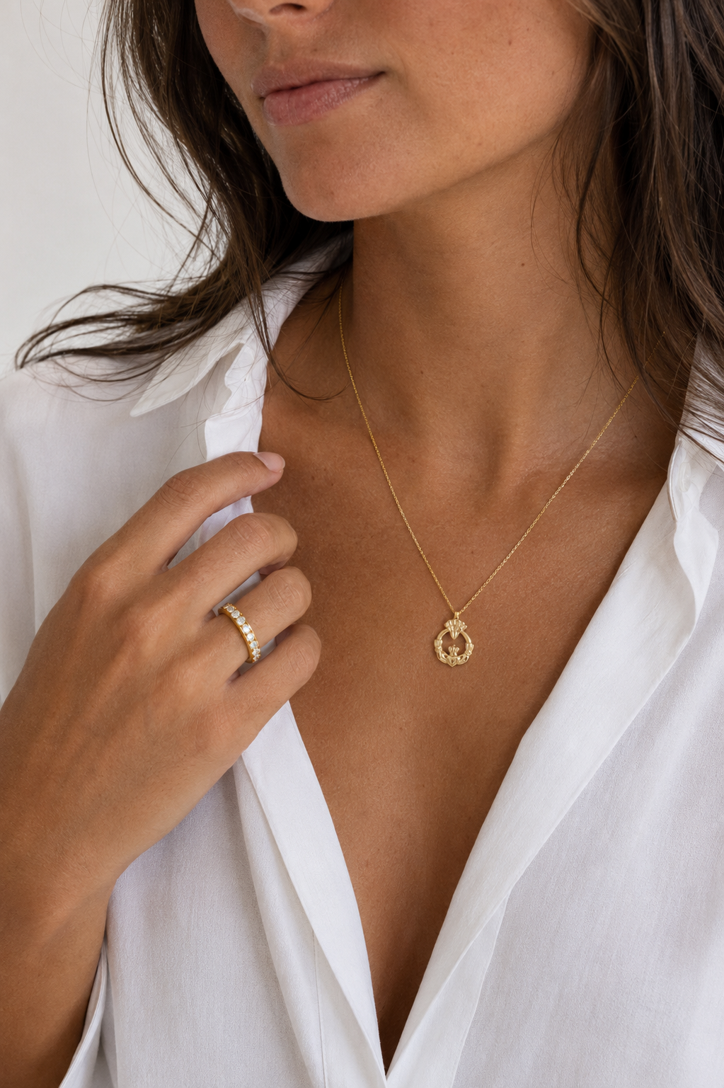 9ct Gold Claddagh Pendant