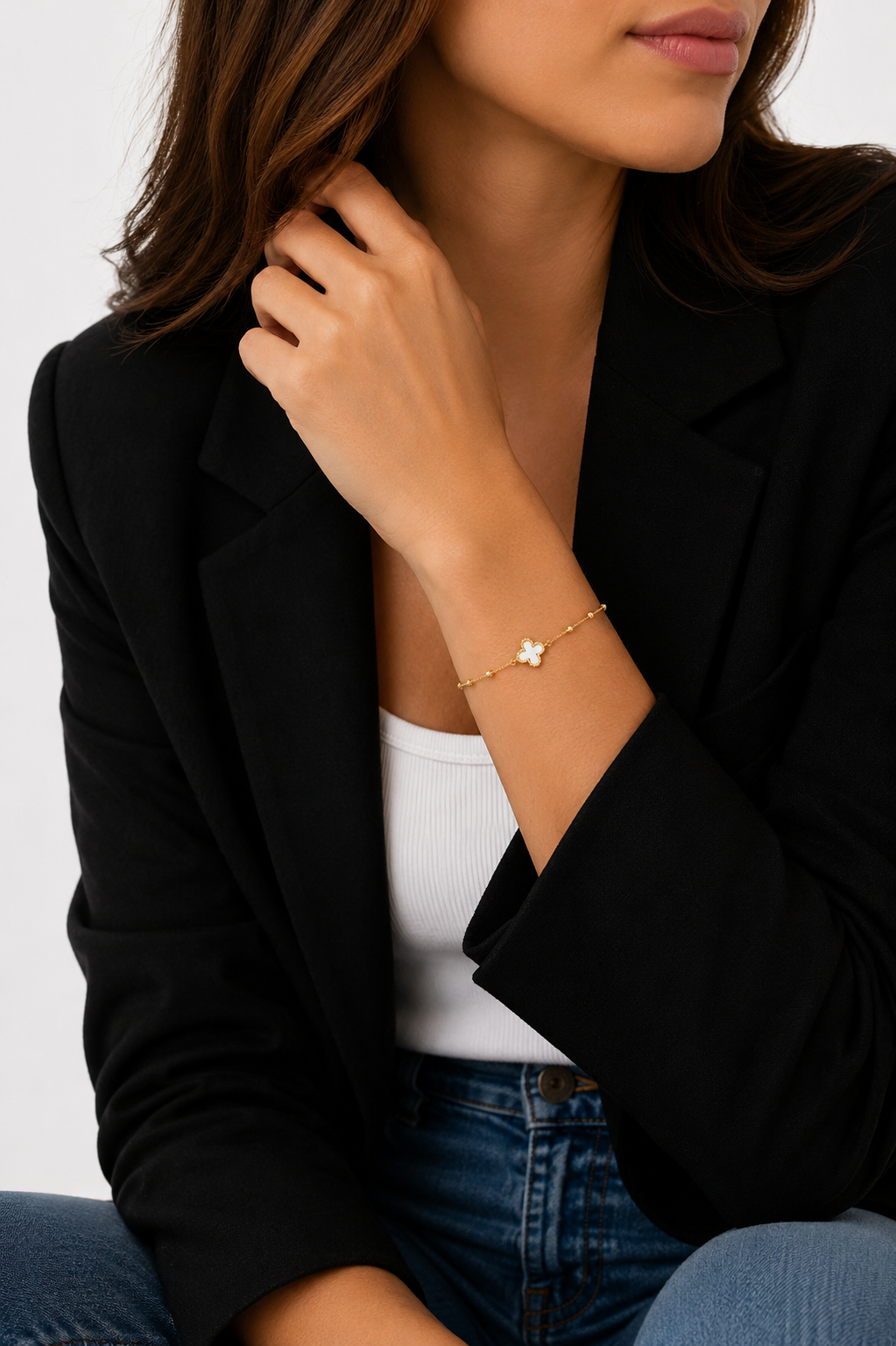 9ct White Clover Bracelet