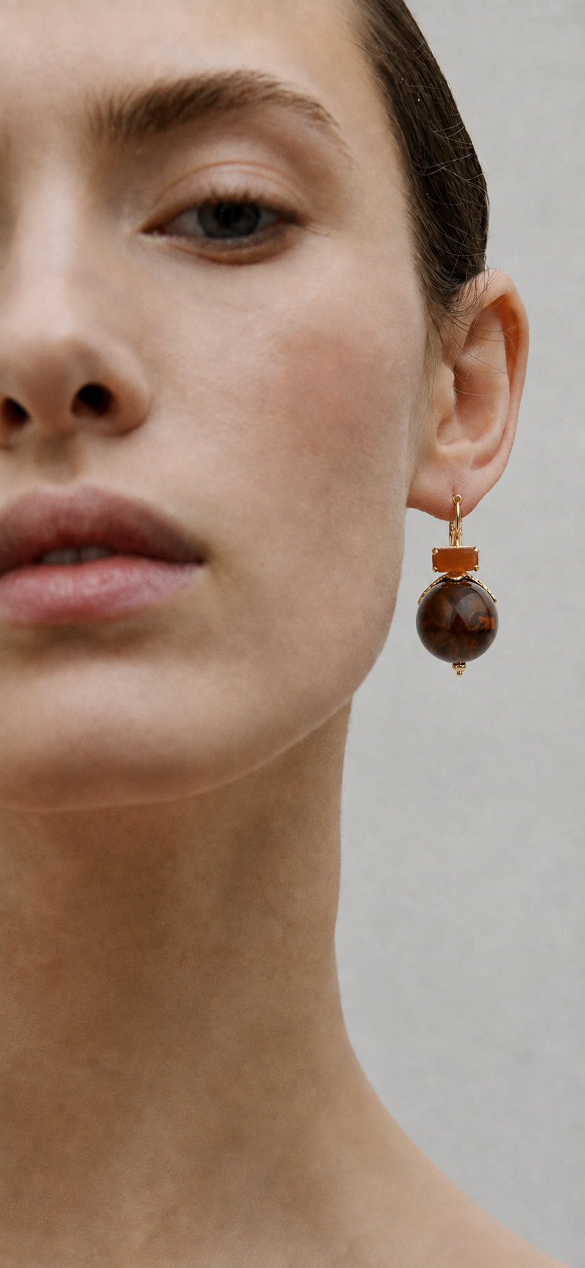 Decalcia Earrings Brown