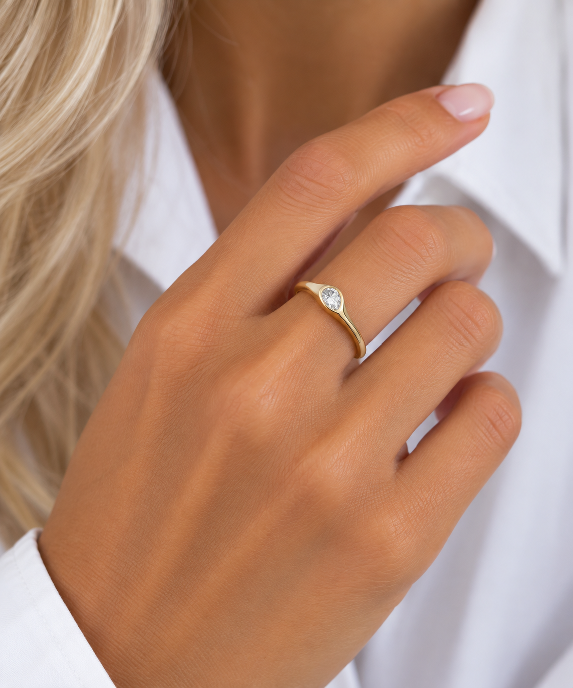 9ct Gold Pear-Cut Stacking Ring