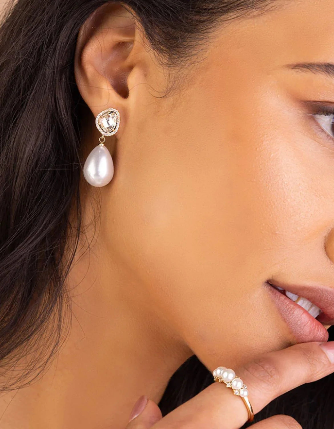 Elysia Drop Earrings