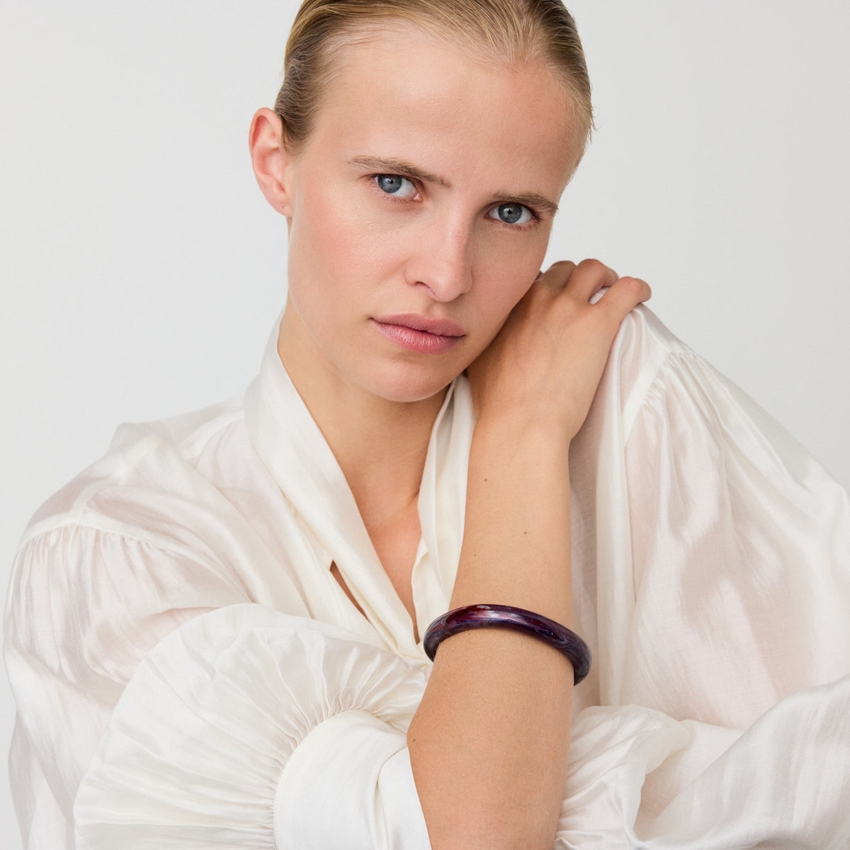 Soft Edge Bangle Aubergine Marble