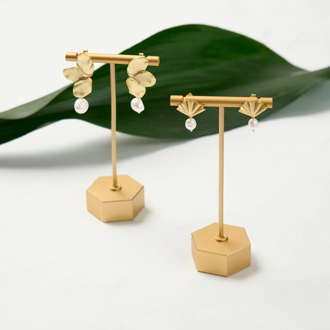 Fan Pearl Stud Earrings