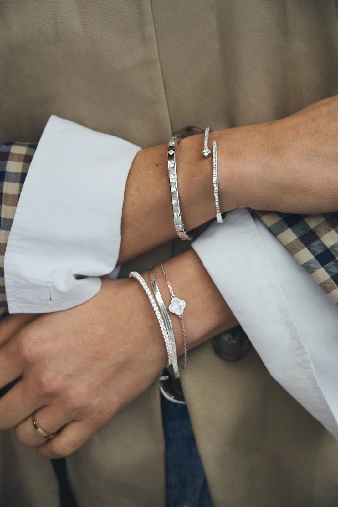 Silver Mother of Pearl Clover Bracelet