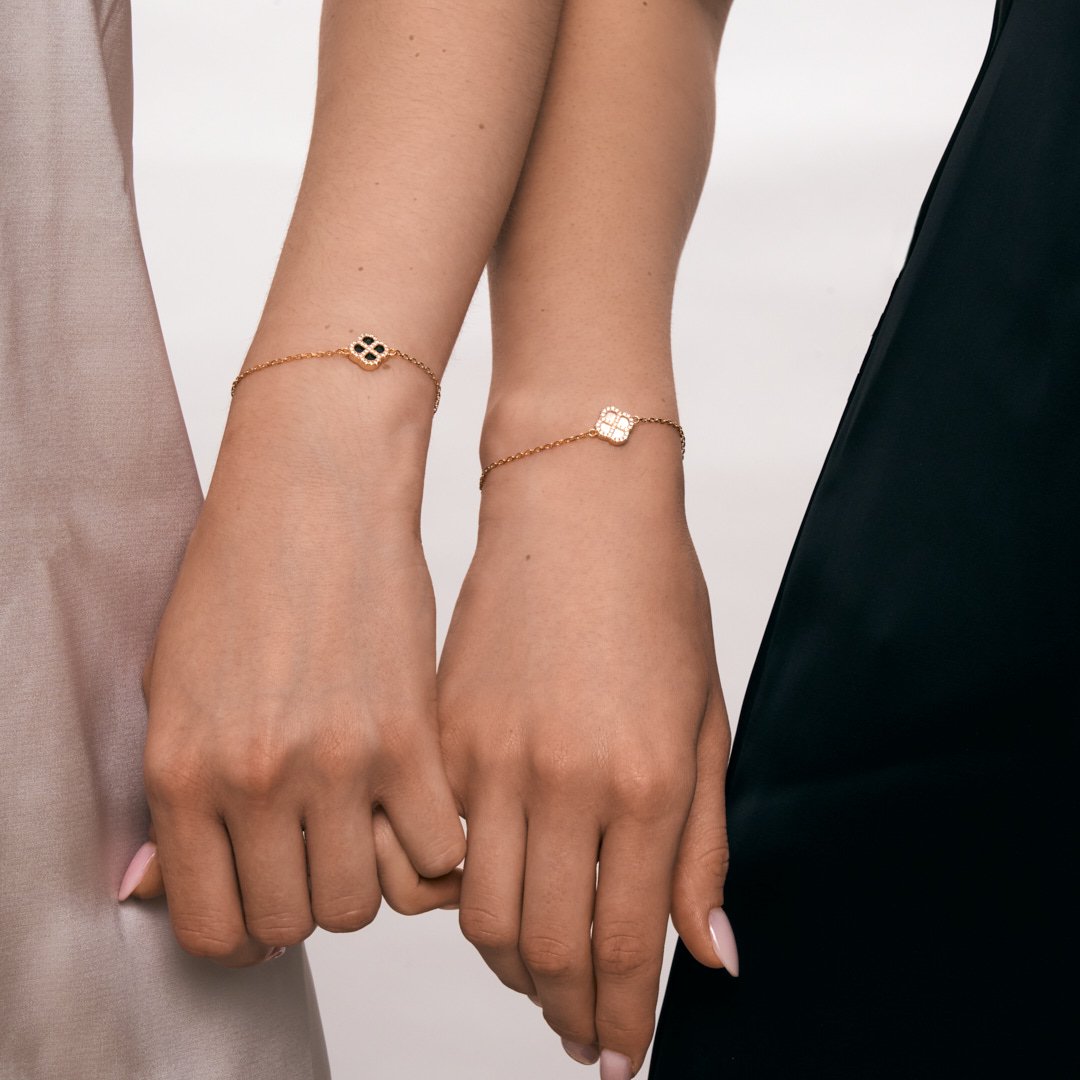 Gold Mother Of Pearl Clover Bracelet