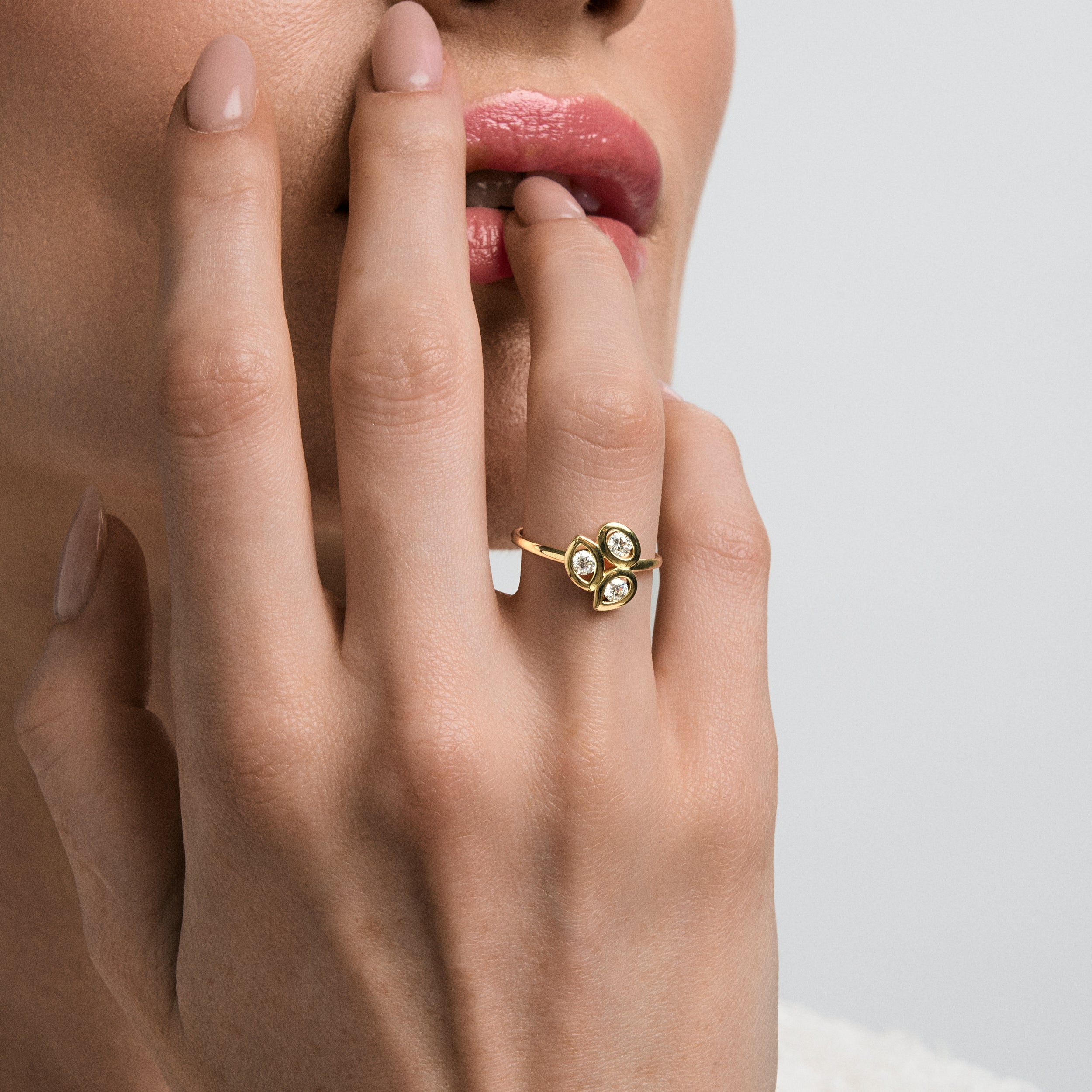 9ct Trilogy Ring