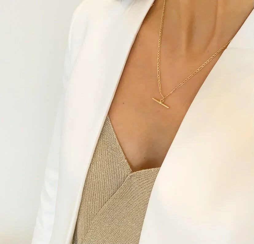 9ct Gold Figaro Chain T-Bar Necklace