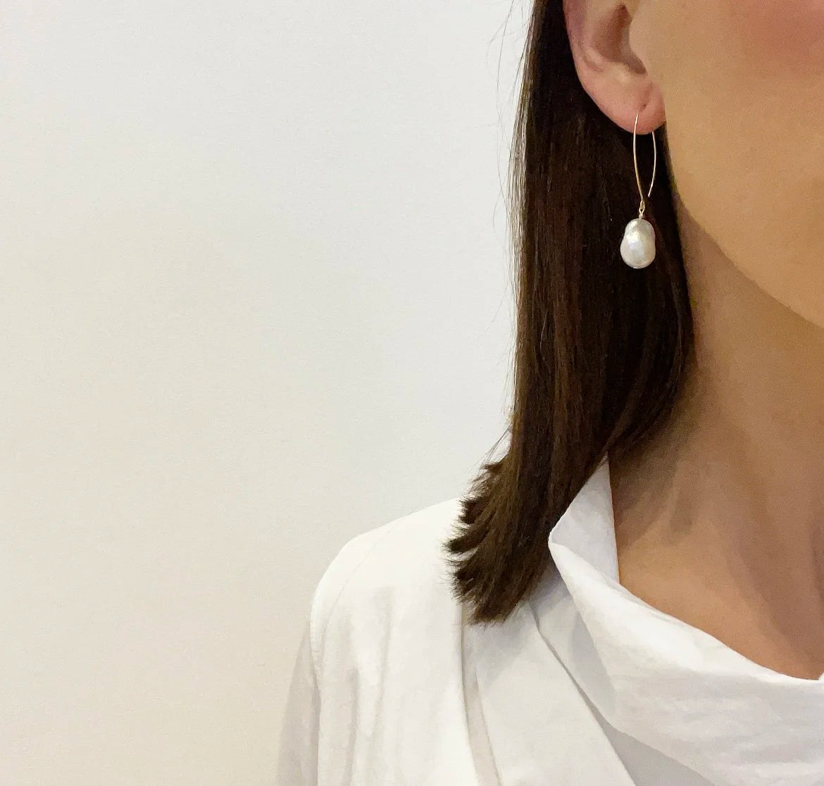 Pearl Oval Open Earrings